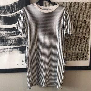 Cottom Emporium T-Shirt Dress